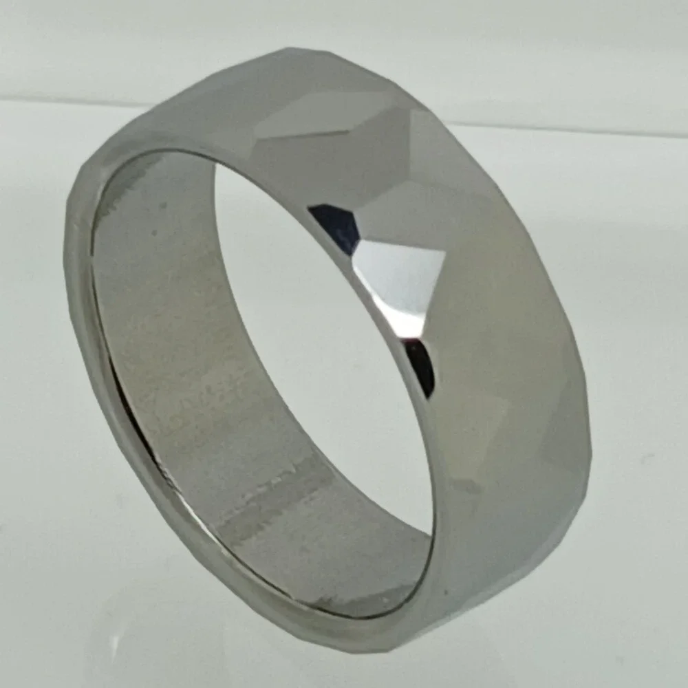 Vintage Tungsten Carbide Faceted Band Ring Mens Size 11.5 8mm Silver 90s Y2K NOS